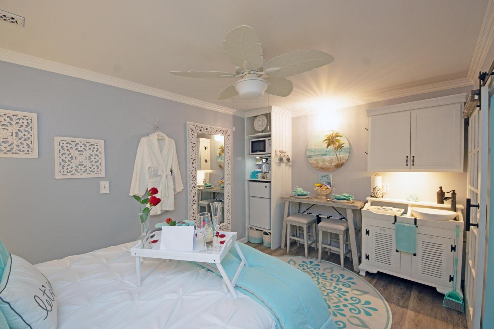 Flip Flop Suite Retreat Emerald Isle Extérieur photo